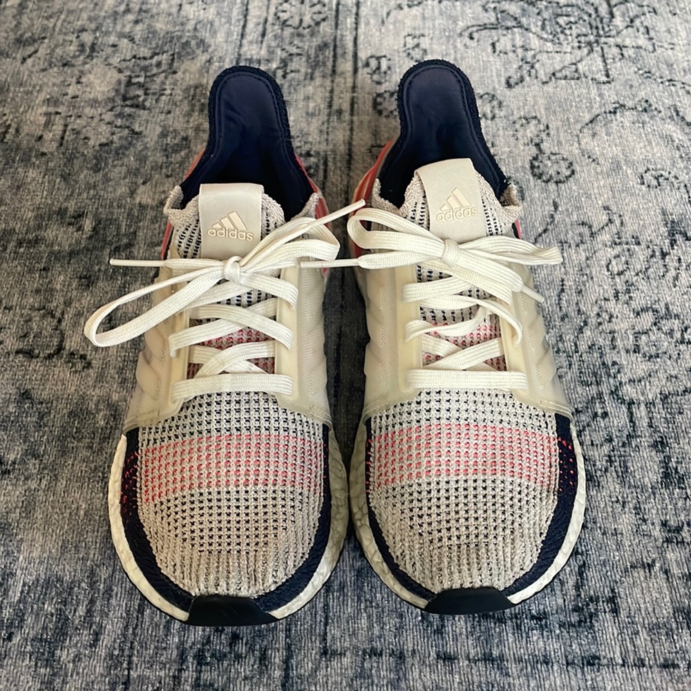 Adidas Ultra Boost Size 7.5